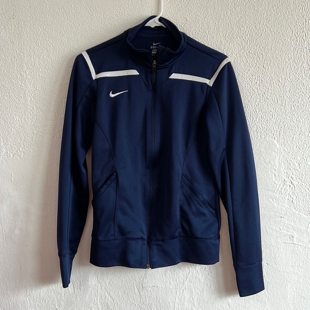 Nike zip up small
